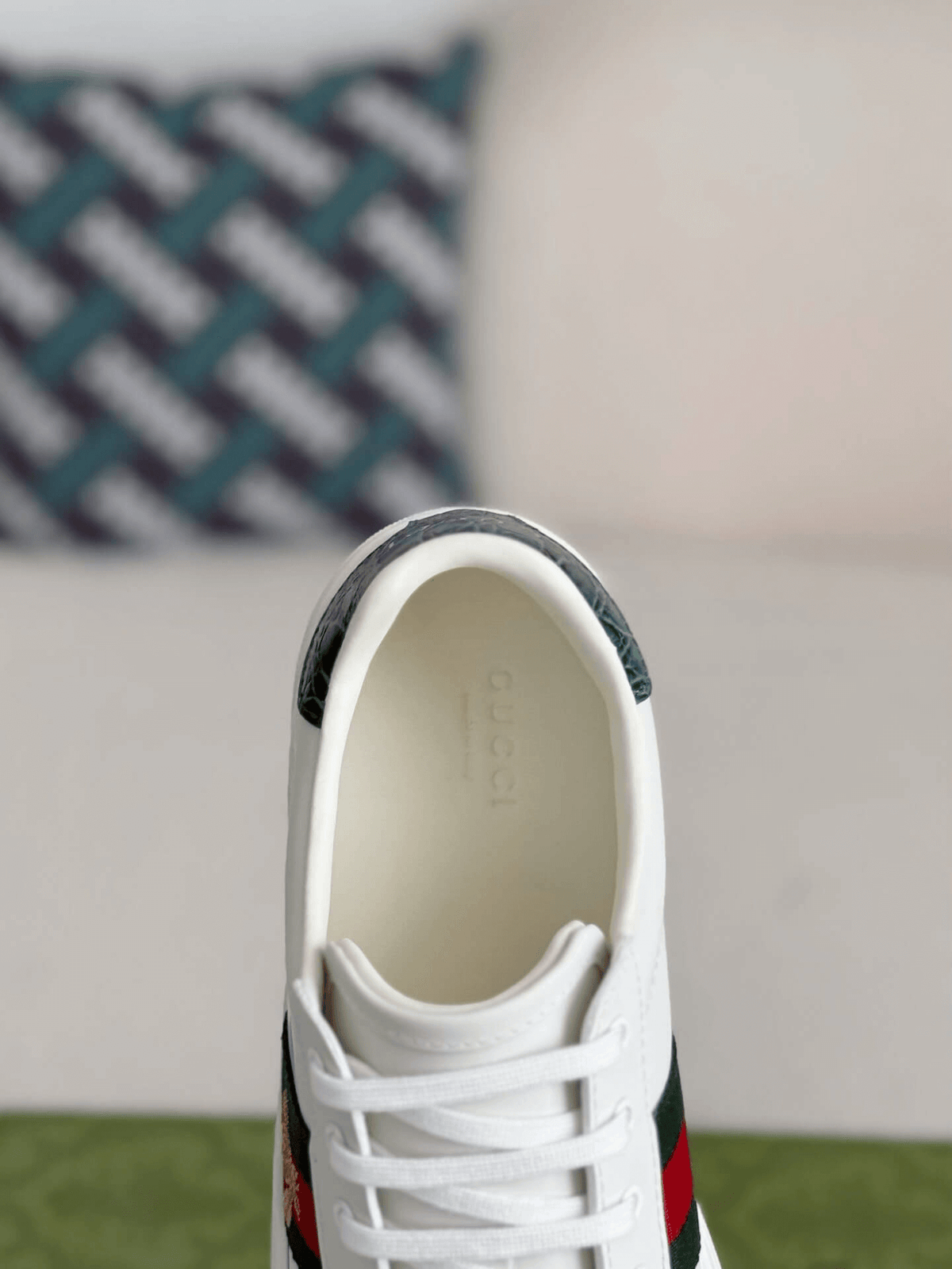Gucci Ace-White Leather/Web Stripe with Bee