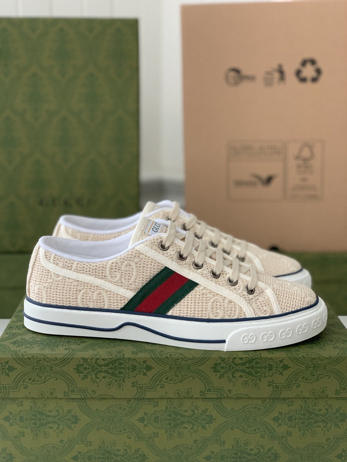 Gucci Tennis 1977 – Off-White GG Embroidered Canvas