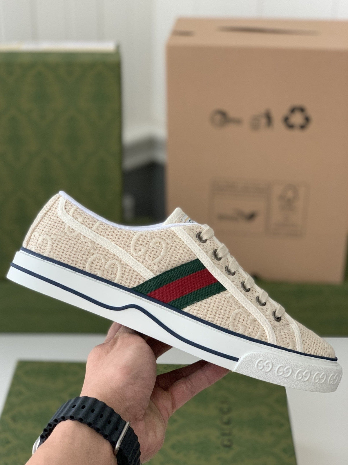 Gucci Tennis 1977 – Off-White GG Embroidered Canvas